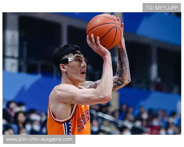 上海男篮主场氛围良好，球队整体执行力上升